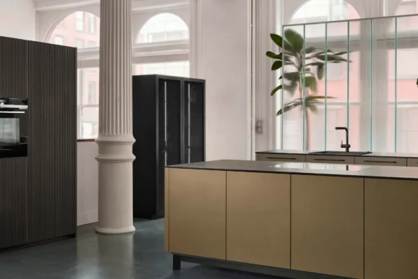 neoPURE_Metall-Gold_neoLODGE_Eiche-geschw-rzt_Soho_02